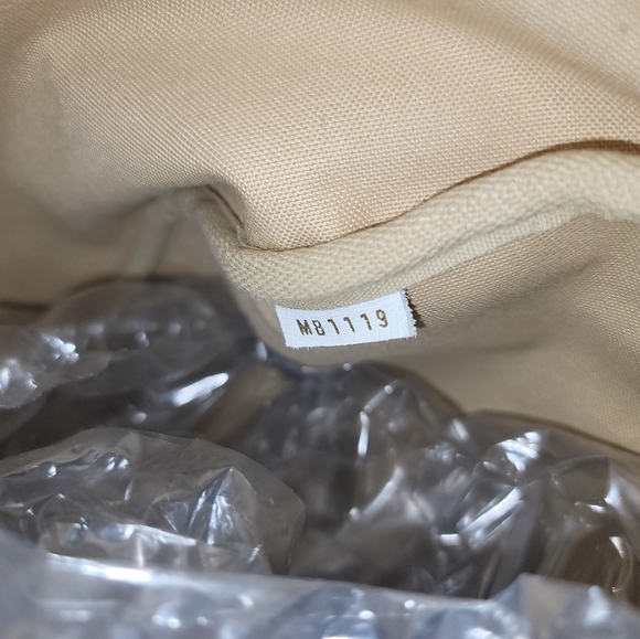 Louis Vuitton GIANT MONOGRAM Keepall 50 Bandouliere Khaki Green/Beige/White Bag - Picture 8 of 16